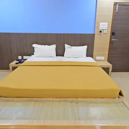 Hotel Aadhi Mayiladuthurai Exterior photo