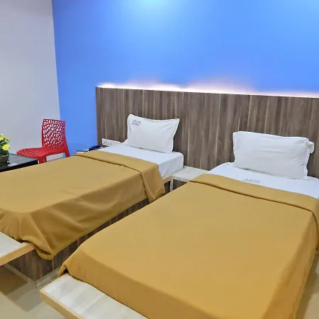 Hotel Aadhi Mayiladuthurai Exterior photo