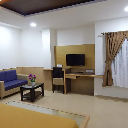 Hotel Aadhi Mayiladuthurai Exterior photo
