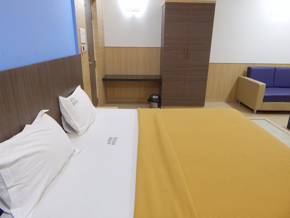Hotel Aadhi