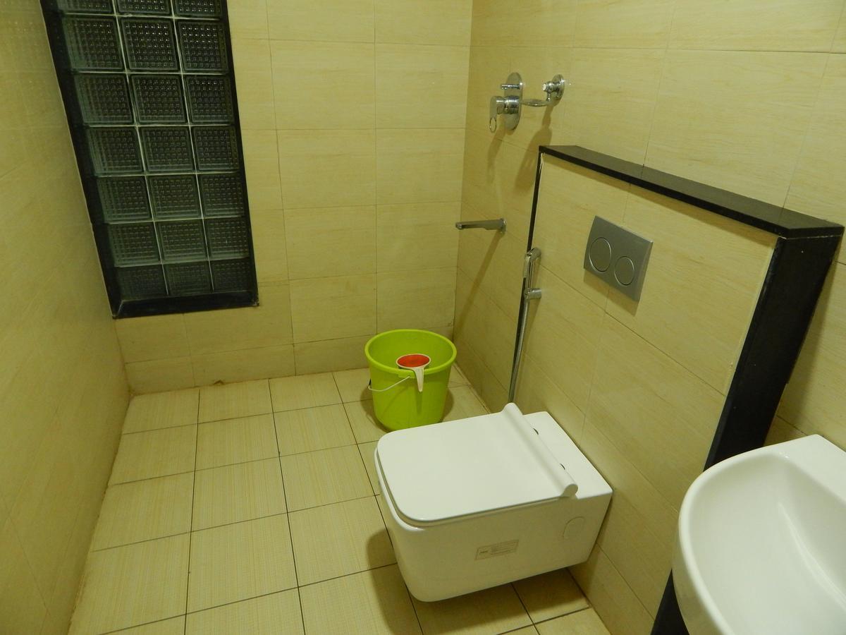 Aadhi Hotel Mayiladuthurai